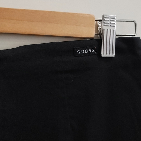 GUESS Embroidered Pencil Skirt โ Floral, Side Slits, Zip Back โ EUC โ Size 2 - Picture 8 of 16